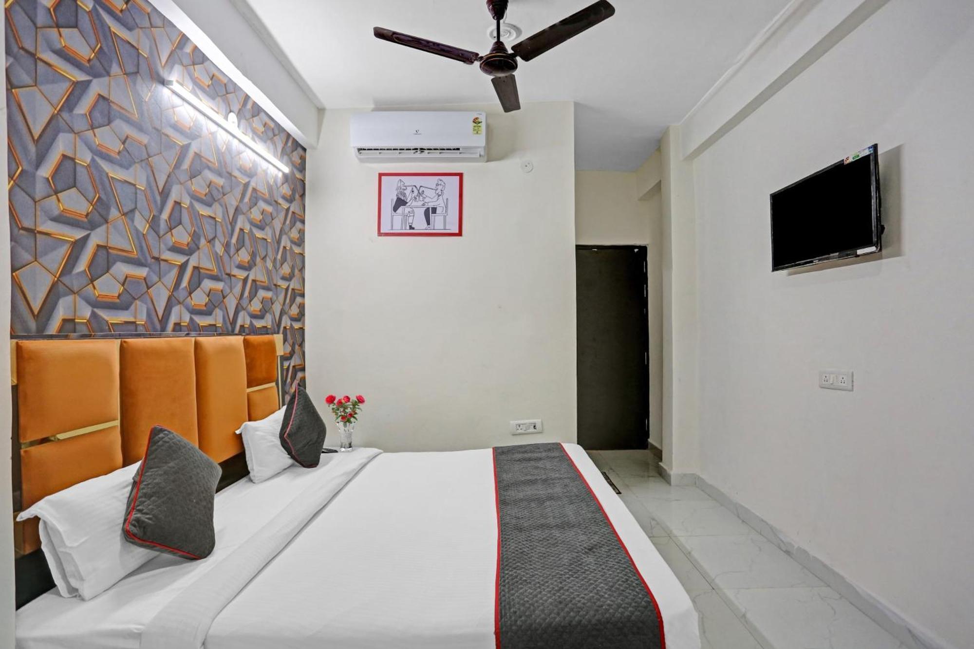 Hotel O Heritage Inn Noida Kültér fotó